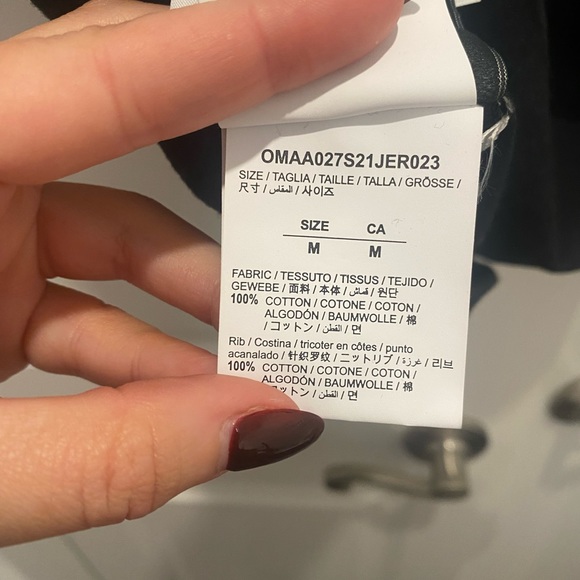 Off-White Apple T-Shirt - Picture 5 of 5